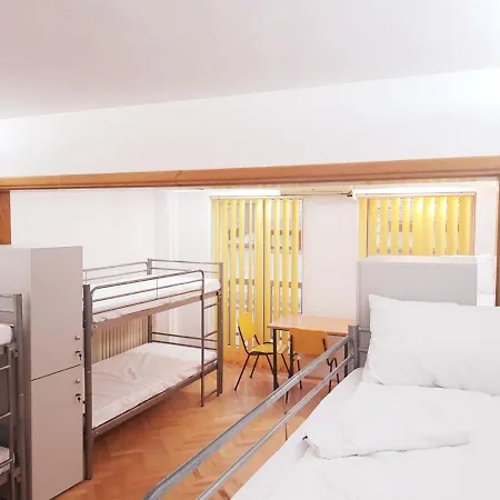 Sleep Inn Hostel-2